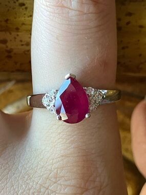 Mahaleo Ruby Sterling Silver Ring Size 9.75